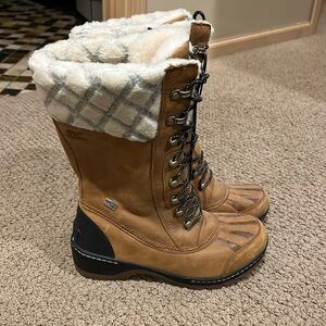 Sorel Tivoli Winter Boot Size 8